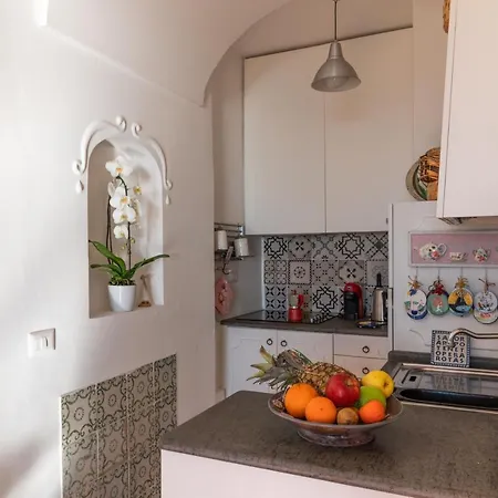 Estate4home - Casa Peppenella Lejlighed Positano